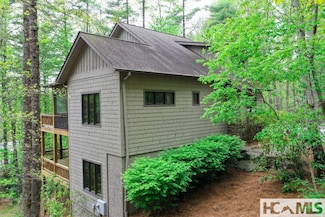 146 Scotch Highlands Loop, Sapphire, NC 28774