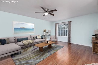 119 Saguaro, Jourdanton, TX 78026