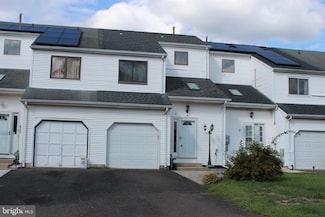 6 Marjoram Dr, Lumberton, NJ 08048