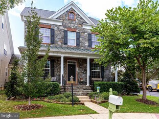 8950 Junco Ct, Gainesville, VA 20155