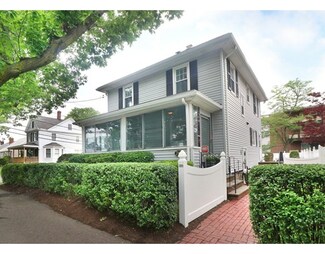 240 Neponset Valley Pkwy, Hyde Park, MA 02136