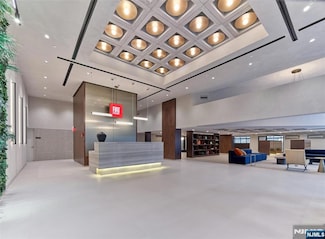 2100 N Central Rd Unit 606B, Fort Lee, NJ 07024