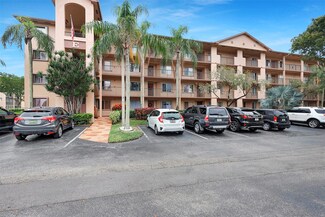 12550 SW 15th St Unit 302E, Pembroke Pines, FL 33027