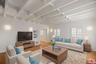 329 N Swall Dr, Beverly Hills, CA 90211