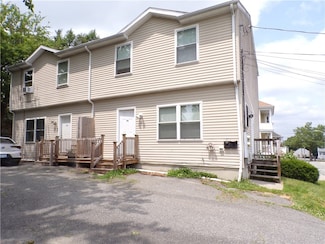 35 Italy St, Providence, RI 02908
