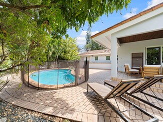 811 Trascoro Ave, Coral Gables, FL 33134