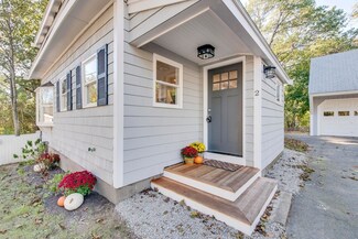 2 Winona Way, Hingham, MA 02043