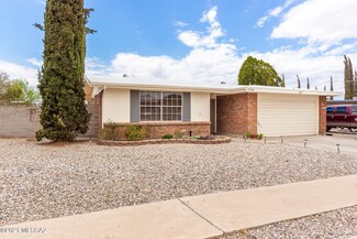 9108 E Palm Tree Dr, Tucson, AZ 85710