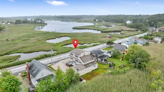 518 High St, Hampton, NH 03842