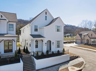 6800 Barnhouse Ct, Chattanooga, TN 37343