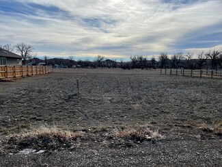 218 Middle Fork Ct, Kaycee, WY 82639