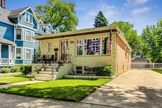 4625 N Knox Ave, Chicago, IL 60630
