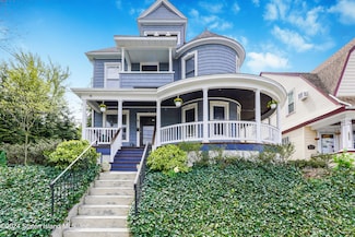 278 College Ave, Staten Island, NY 10314