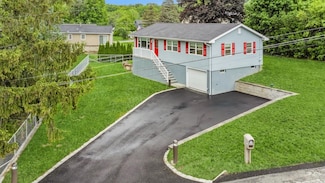 39 Lincoln Ave, Vernon, NJ 07462