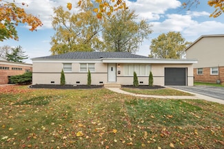 5924 W 109th St, Chicago Ridge, IL 60415