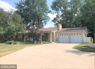 11741 Elm Creek Rd, Maple Grove, MN 55369