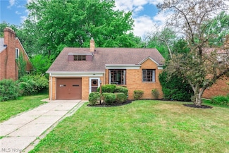 450 Parkside Dr, Bay Village, OH 44140