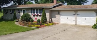 1574 Harrison Rd SW, Pataskala, OH 43062