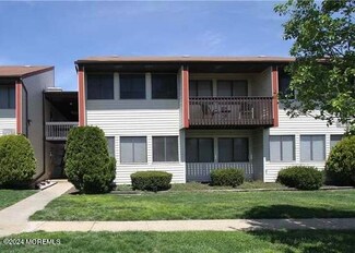 12 Avon Dr W Unit D, East Windsor, NJ 08520