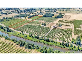 0 River Dr, Creswell, OR 97426