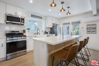 1438 W 30th St, Los Angeles, CA 90007