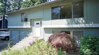 4590 Laguna Ln SE, Port Orchard, WA 98366