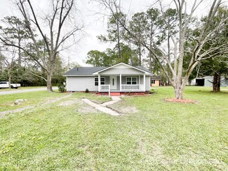 217 E Blackshear Ave, Waycross, GA 31501