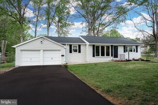 244 Old Churchmans Rd, New Castle, DE 19720