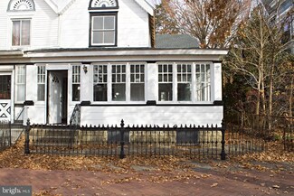411 Monmouth St, Gloucester City, NJ 08030
