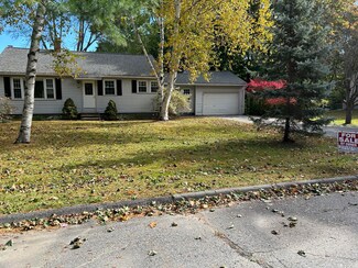 8 Brescia Ct, Waterville, ME 04901