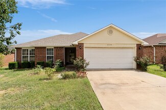 2004 N 55th Place, Fort Smith, AR 72904