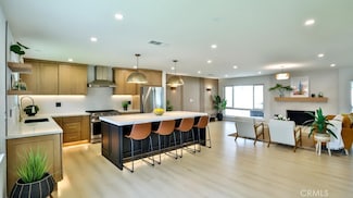 2737 Lorenzo Ave, Costa Mesa, CA 92626