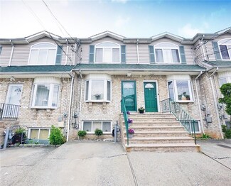 72 Lyceum Ct, Staten Island, NY 10310
