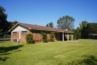 300 Easthaven Dr N, Amory, MS 38821