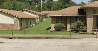 1001 Lakeview Dr, Lone Star, TX 75668