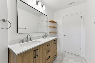 11702 N Oaks Dr, Austin, TX 78753