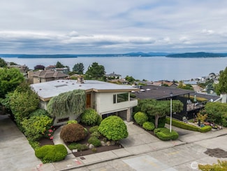 5621 SW Manning St, Seattle, WA 98116