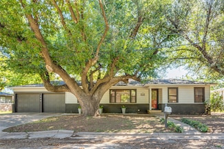 518 6th Place, Jacksboro, TX 76458