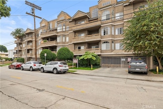 14960 Dickens St Unit 303, Sherman Oaks, CA 91403