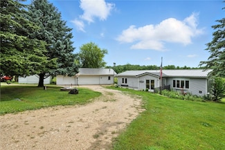 22832 Ridge Road E28, Anamosa, IA 52205