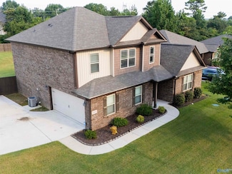 104 Trotwood Rd, Harvest, AL 35749