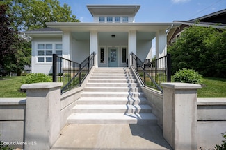215 W Foster Ave, Coeur D Alene, ID 83814