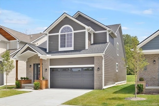27602 Maryjane Ln, New Baltimore, MI 48047