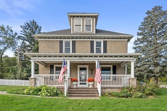 N86W16387 Appleton Ave, Menomonee Falls, WI 53051