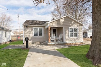 218 E Carlisle St, Mooresville, IN 46158