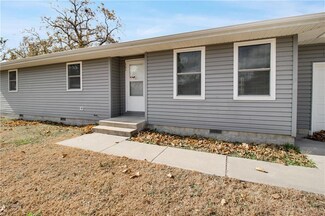 101 S Steuben Ct, Erie, KS 66733