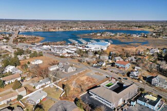 209 Main St, West Dennis, MA 02670