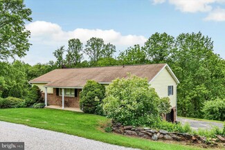 5824 Spruce Rd, Felton, PA 17322