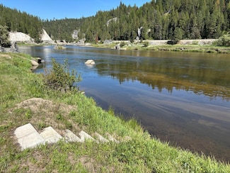 9804 Hwy 55, Cascade, ID 83611