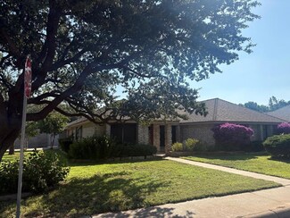 3610 Crestmont Dr, Midland, TX 79707